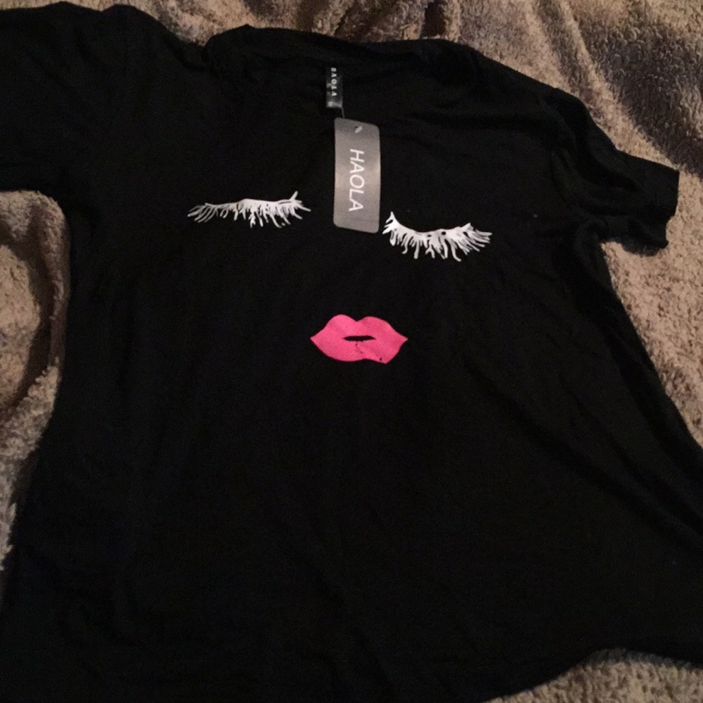 Scoop neck sleepshirt